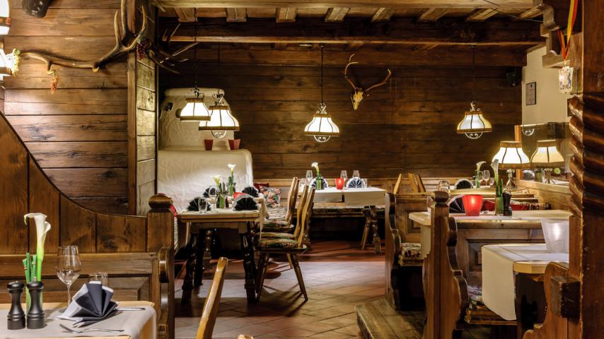 kreativkonzept WEISS // Ihr Hotelfotograf