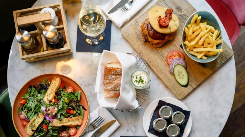 kreativkonzept WEISS // Ihr Hotelfotograf